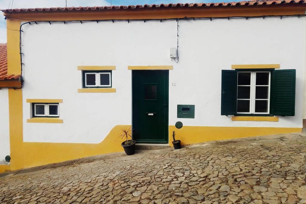 Petal House Villa Beira Exterior photo